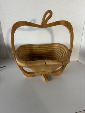 Collapsible Folding Apple Shaped Wooden Basket Fruit Bowl Trivet Decor 10.5x11.5